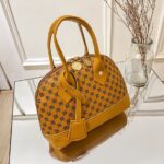 SB2784 Sling Bag - Image 4