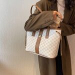 HB0242 Handbag - Image 4