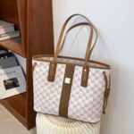 HB0242 Handbag - Image 2