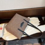 HB6583 Handbag - Image 10