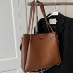 HB8086 Handbag - Image 8